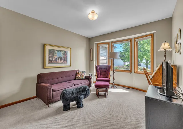Photo 4 of Single family home for sale at 463 Cottonwood Ln, Saline, MI 48176 | MLS# 81026048399 | Listing updated on 2026-09-11