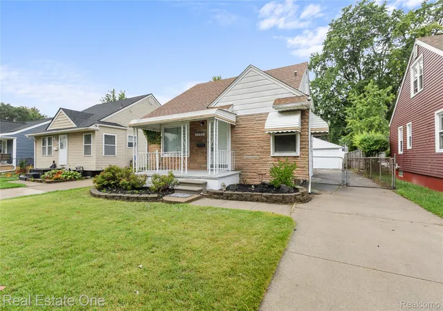 Photo 2 of Single family home for sale at 26091 Dartmouth St, Madison Heights, MI 48071 | MLS# 20261073376 | Listing updated on 2026-09-12