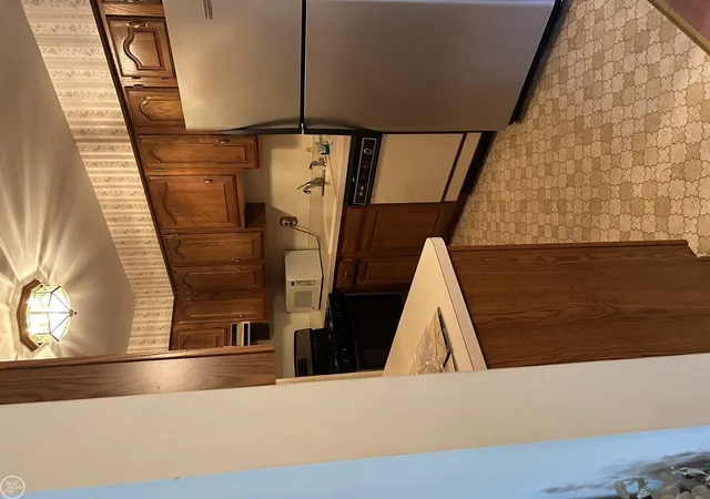 Listing Photo 4 - Condo for sale in building located at 8534 Hampshire Dr, Sterling Heights, MI 48313