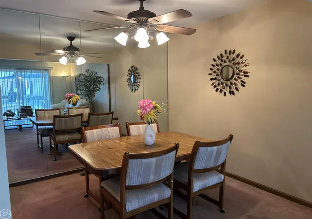 Listing Photo 5 - Condo for sale in building located at 8534 Hampshire Dr, Sterling Heights, MI 48313