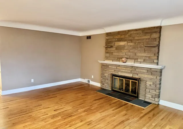 Photo 3 of Single family home for sale at 21412 Pallister St, Saint Clair Shores, MI 48080 | MLS# 58050221497 | Listing updated on 2026-09-11