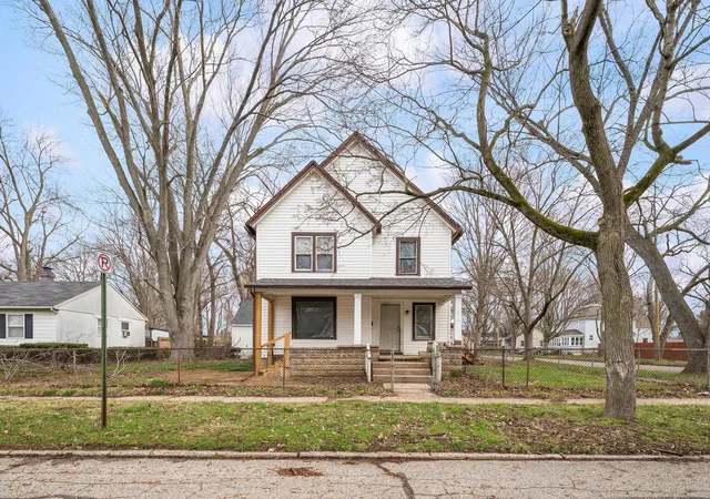 Photo 1 of Single family home for sale at 527 Howard St, Niles, MI 49120 | MLS# 69026048411 | Listing updated on 2026-09-11