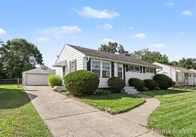 Photo 1 of Single family home for sale at 4895 Marshall Ave Se, Grand Rapids, MI 49508 | MLS# 65026048413 | Listing updated on 2026-09-18