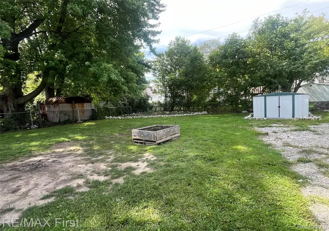 Photo 3 of Single family home for sale at 26285 Normandy St, Roseville, MI 48066 | MLS# 20261073402 | Listing updated on 2026-09-14