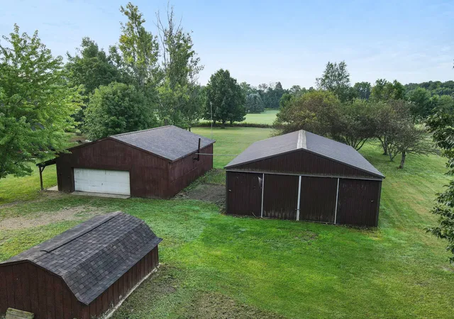 Photo 2 of Single family home for sale at 13228 S 5th Street, Schoolcraft, MI 49087 | MLS# 66026048425 | Listing updated on 2026-09-18