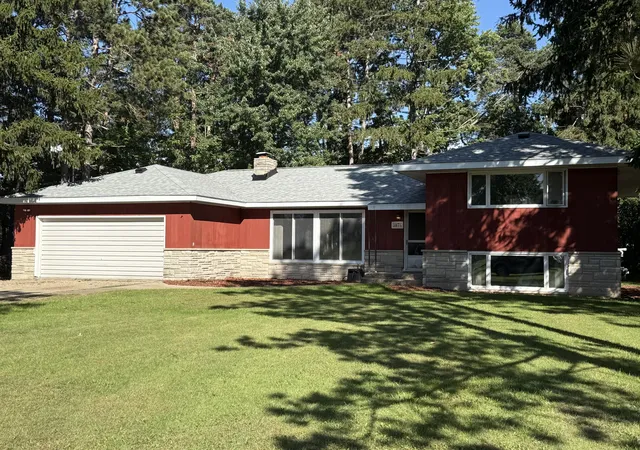 Photo 1 of Single family home for sale at 3876 S Dangl Rd, Muskegon, MI 49444 | MLS# 71026048427 | Listing updated on 2026-09-18
