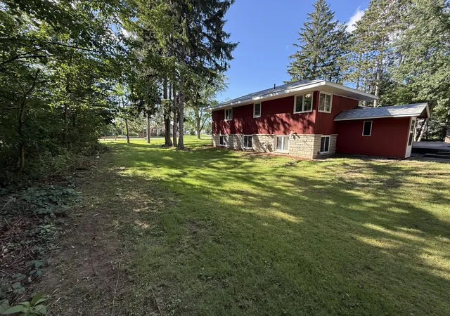 Photo 4 of Single family home for sale at 3876 S Dangl Rd, Muskegon, MI 49444 | MLS# 71026048427 | Listing updated on 2026-09-18