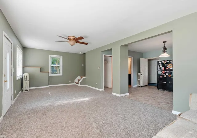 Photo 2 of Single family home for sale at 18513 Wakenden St, Redford, MI 48240 | MLS# 58050221510 | Listing updated on 2026-09-11