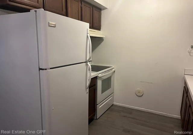 Photo 2 of Condo for sale at 22797 Grove St, Saint Clair Shores, MI 48080 | MLS# 20261073424 | Listing updated on 2026-09-12