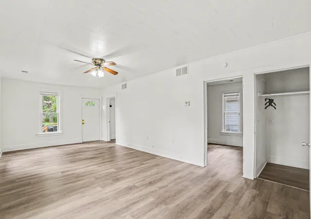 Photo 4 of Single family home for sale at 1876 Leahy St, Muskegon, MI 49442 | MLS# 71026048438 | Listing updated on 2026-09-15