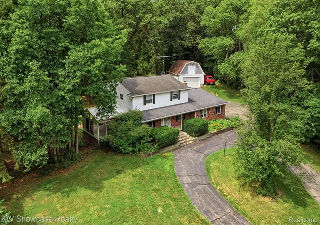 Single family home for sale at 7125 Ridgewood Rd, SpringfieldCharterTownship_Oakland, MI 48346 | MLS# 20261073428