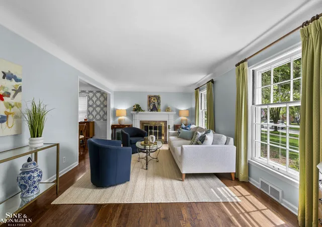 Photo 4 of Single family home for sale at 962 Lincoln Rd, Grosse Pointe, MI 48230 | MLS# 58050221513 | Listing updated on 2026-09-12