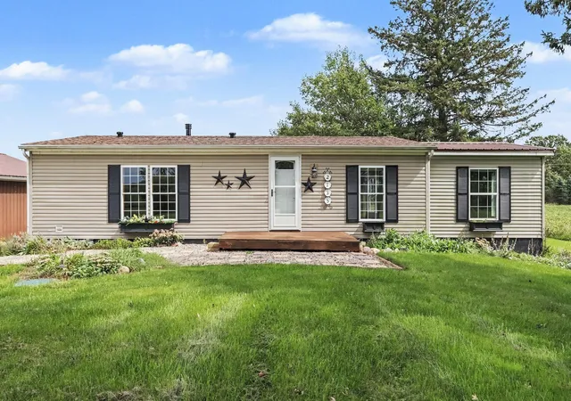 Photo 1 of Sale Pending at 2135 S Ionia Rd, Bellevue, MI 49021 | MLS# 62026048456 | Listing updated on 2026-09-15