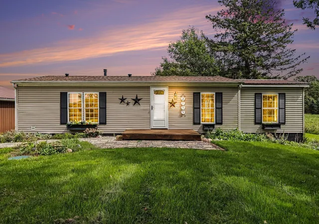Photo 2 of Single family home for sale at 2135 S Ionia Rd, Bellevue, MI 49021 | MLS# 62026048456 | Listing updated on 2026-10-01