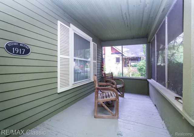 Photo 3 of Single family home for sale at 323 East St, Milford, MI 48381 | MLS# 20261073448 | Listing updated on 2026-09-12