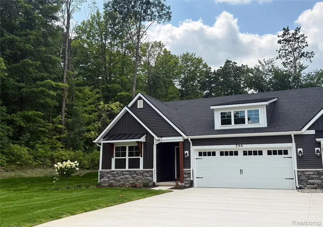 Photo 1 of Sale Pending at 390 Canyon Crk Ct #21, Marion Township Livingston, MI 48843 | MLS# 20261073450 | Listing updated on 2026-09-12