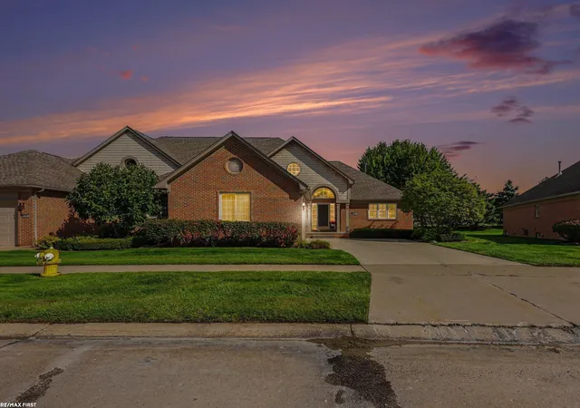 Condo for sale at 33827 Au Sable Dr, ChesterfieldTownship_Macomb, MI 48047 | MLS# 58050221521