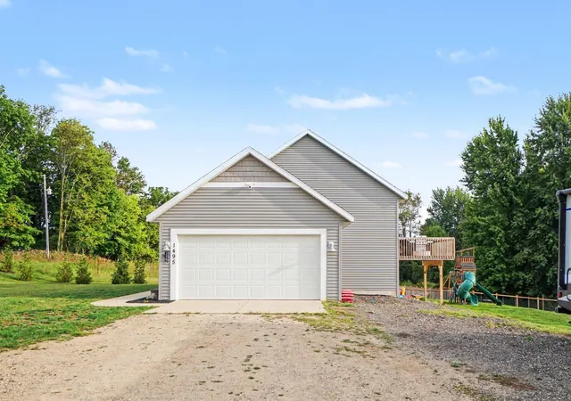 Photo 3 of Single family home for sale at 1495 110th Avenue, Otsego, MI 49078 | MLS# 66026048464 | Listing updated on 2026-09-13