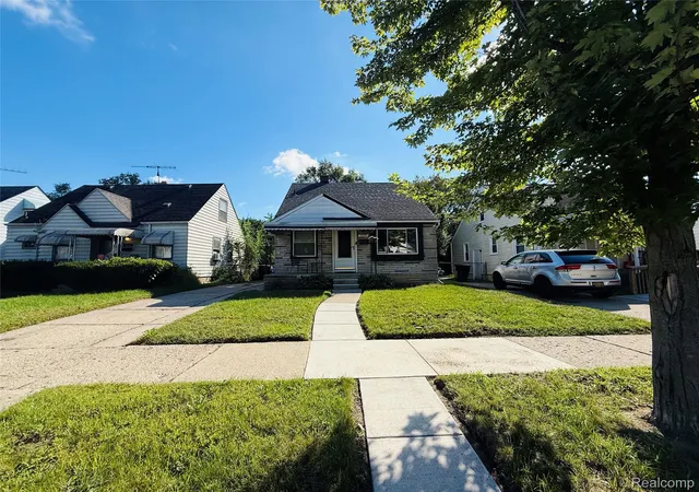 Photo 2 of Single family home for sale at 7460 Dacosta, Redford, MI 48239 | MLS# 20261073459 | Listing updated on 2026-09-15