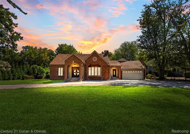 Photo 1 of Single family home for sale at 214 N Beech Daly Rd, Dearborn Heights, MI 48127 | MLS# 20261073480 | Listing updated on 2026-09-14