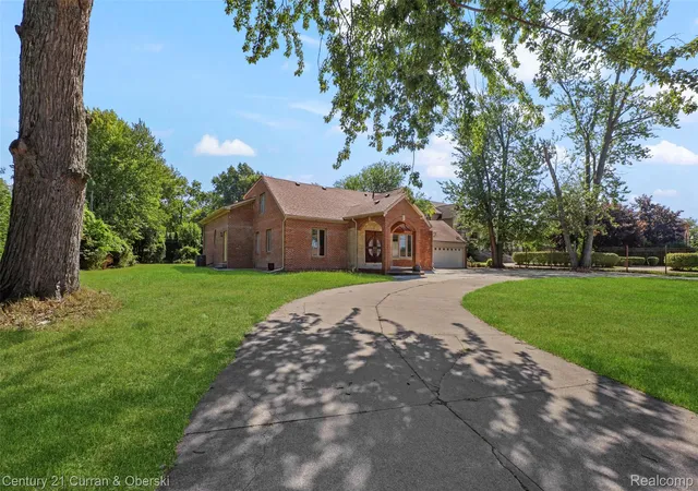 Photo 3 of Single family home for sale at 214 N Beech Daly Rd, Dearborn Heights, MI 48127 | MLS# 20261073480 | Listing updated on 2026-09-14