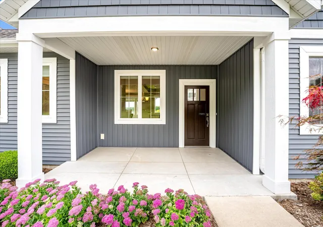 Photo 4 of Condo for sale at 1043 Castlebay Way, Hudsonville, MI 49426 | MLS# 65026048481 | Listing updated on 2026-09-18