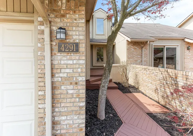 Photo 3 of Condo for sale at 4291 Foxpointe Dr #53, West Bloomfield, MI 48323 | MLS# 81026048480 | Listing updated on 2026-09-11
