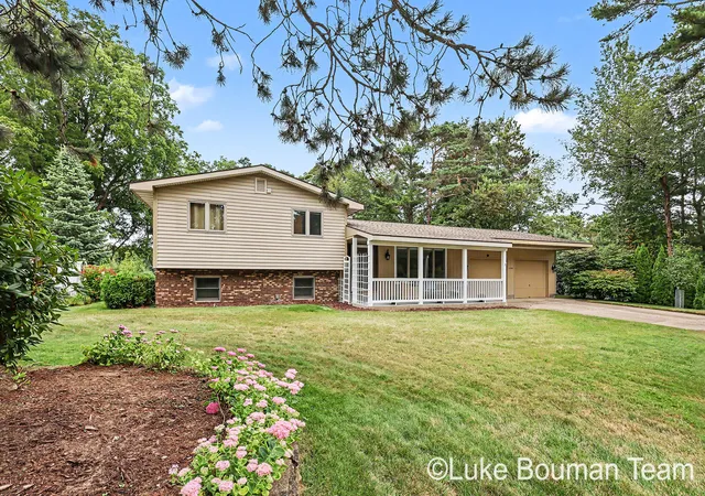 Single family home for sale at 17521 Whippoorwill Dr, Grand Haven, MI 49417 | MLS# 71026048484