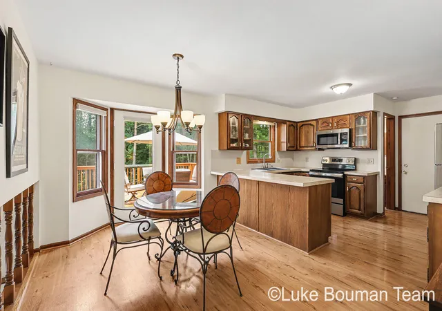 Photo 3 of Single family home for sale at 17521 Whippoorwill Dr, Grand Haven, MI 49417 | MLS# 71026048484 | Listing updated on 2026-09-13