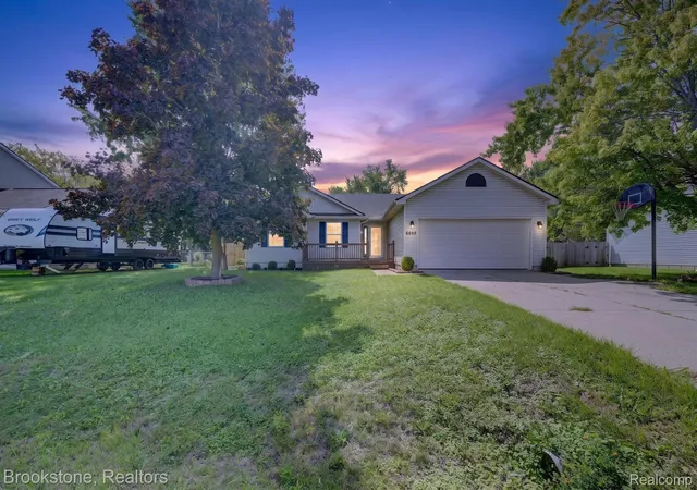 Photo 1 of Single family home for sale at 6098 Hedgerow Cir, Grand Blanc, MI 48439 | MLS# 20261073501 | Listing updated on 2026-10-22