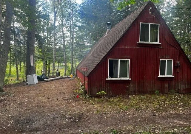 Photo 3 of Single family home for sale at N127 N Round Lake Rd, Wetmore, MI 49895 | MLS# 58050221535 | Listing updated on 2026-09-11