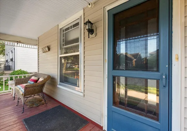 Photo 1 of Single family home for sale at 1006 Hovey St SW, Grand Rapids, MI 49504 | MLS# 65026048500 | Listing updated on 2026-09-11