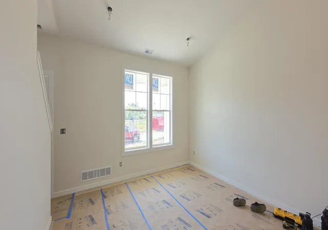 Photo 3 of Condo for sale at 6647 Bellflower Dr Sw #4, Zeeland, MI 49464 | MLS# 65026048517 | Listing updated on 2026-09-11