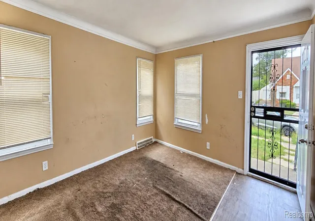 Photo 4 of Single family home for sale at 15662 Faircrest St, Detroit, MI 48205 | MLS# 20261073542 | Listing updated on 2026-09-12