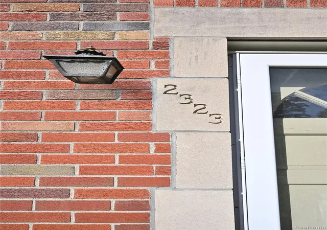 Photo 3 of Single family home for sale at 2323 Elmhurst Ave, Royal Oak, MI 48073 | MLS# 20261073543 | Listing updated on 2026-10-18
