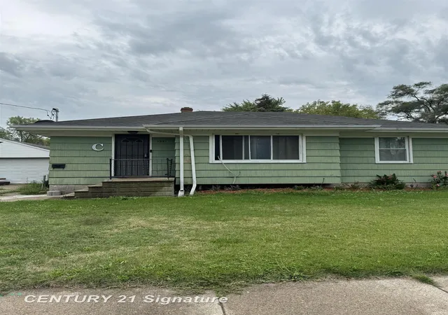 Photo 1 of Single family home for sale at 1551 Gilbert St, Saginaw, MI 48602 | MLS# 61050221545 | Listing updated on 2026-09-13