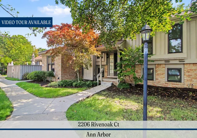 Condo for sale at 2206 Rivenoak Ct, Ann Arbor, MI 48103 | MLS# 81026048522