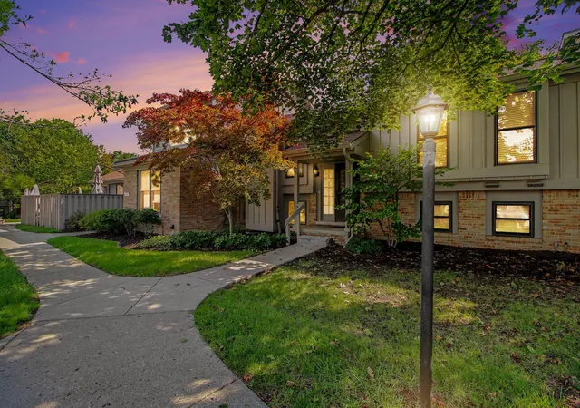 Photo 2 of Condo for sale at 2206 Rivenoak Ct, Ann Arbor, MI 48103 | MLS# 81026048522 | Listing updated on 2026-09-12