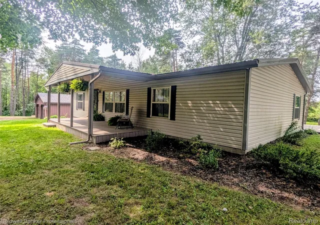 Photo 3 of Single family home for sale at 6895 Lanway Rd, Kingston, MI 48741 | MLS# 20261073552 | Listing updated on 2026-09-12