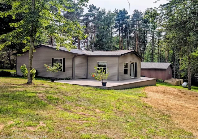 Photo 3 of Single family home for sale at 6895 Lanway Rd, Kingston, MI 48741 | MLS# 20261073552 | Listing updated on 2026-09-12