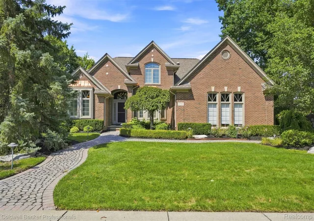 Single family home for sale at 3751 Lake Forest Dr, Sterling Heights, MI 48314 | MLS# 20261073553