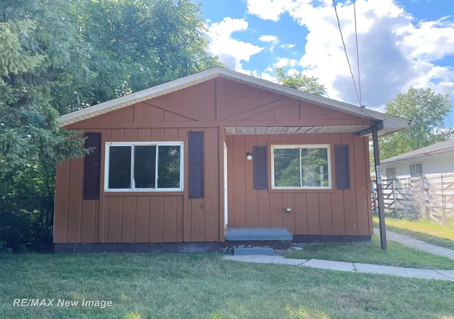 Photo 2 of Single family home for sale at 417 S 19th Street, Saginaw, MI 48601 | MLS# 61050221549 | Listing updated on 2026-09-16