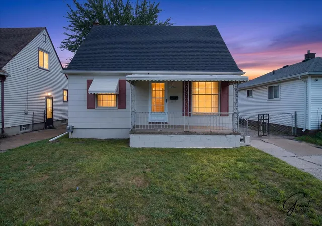 Photo 1 of Single family home for sale at 21000 La Salle Blvd, Warren, MI 48089 | MLS# 81026048542 | Listing updated on 2026-09-11