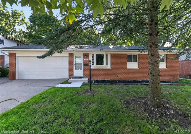Photo 1 of Single family home for sale at 1582 Stephens Dr, Ypsilanti, MI 48198 | MLS# 20261073589 | Listing updated on 2026-09-11
