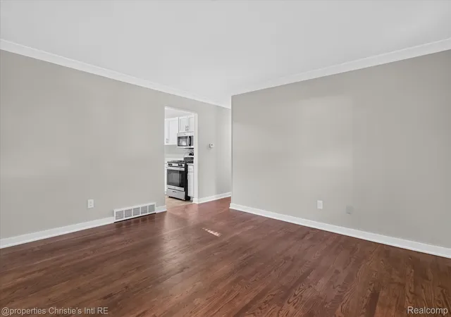 Photo 4 of Single family home for sale at 1582 Stephens Dr, Ypsilanti, MI 48198 | MLS# 20261073589 | Listing updated on 2026-09-11