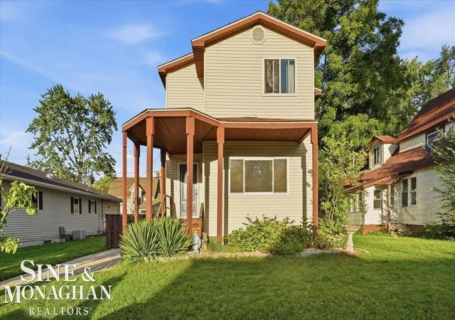 Photo 1 of Single family home for sale at 419 14th Street, Port Huron, MI 48060 | MLS# 58050221563 | Listing updated on 2026-09-11