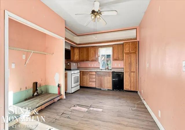 Photo 4 of Single family home for sale at 419 14th Street, Port Huron, MI 48060 | MLS# 58050221563 | Listing updated on 2026-09-11