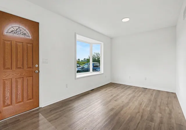 Photo 2 of Single family home for sale at 13212 Platt Rd, Milan, MI 48160 | MLS# 81026048569 | Listing updated on 2026-09-11