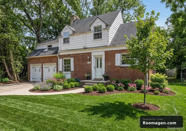 Photo 3 of Single family home for sale at 18753 San Diego Blvd, Lathrup Village, MI 48076 | MLS# 20261073607 | Listing updated on 2026-10-16