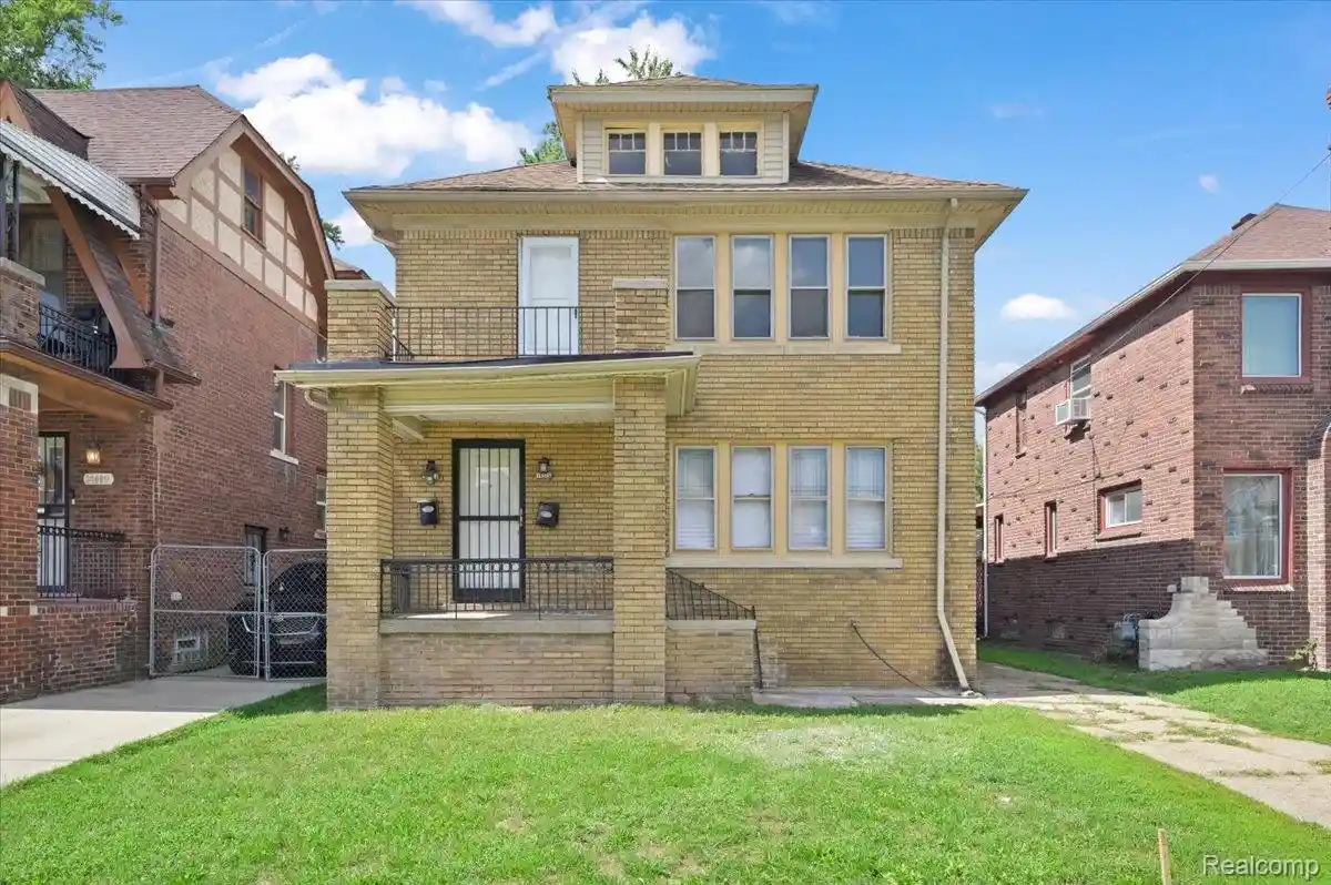 Listing Photo 1 - Condo for sale in 14015 Coyle St located at 14015 Coyle St, Detroit, MI 48227 - Unit 14015 Coyle St